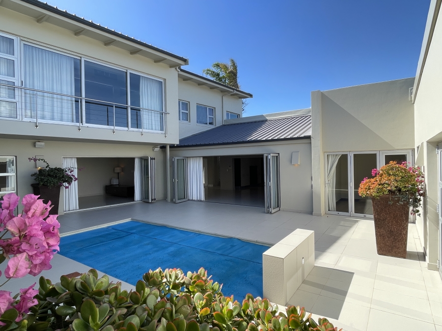 To Let 4 Bedroom Property for Rent in Flamingo Vlei Western Cape